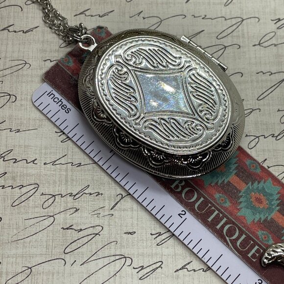 Silver Locket Setting Dusty Blue Teal Blue Rose Cameo White Mom Daughter Keepsak - Picture 11 of 13